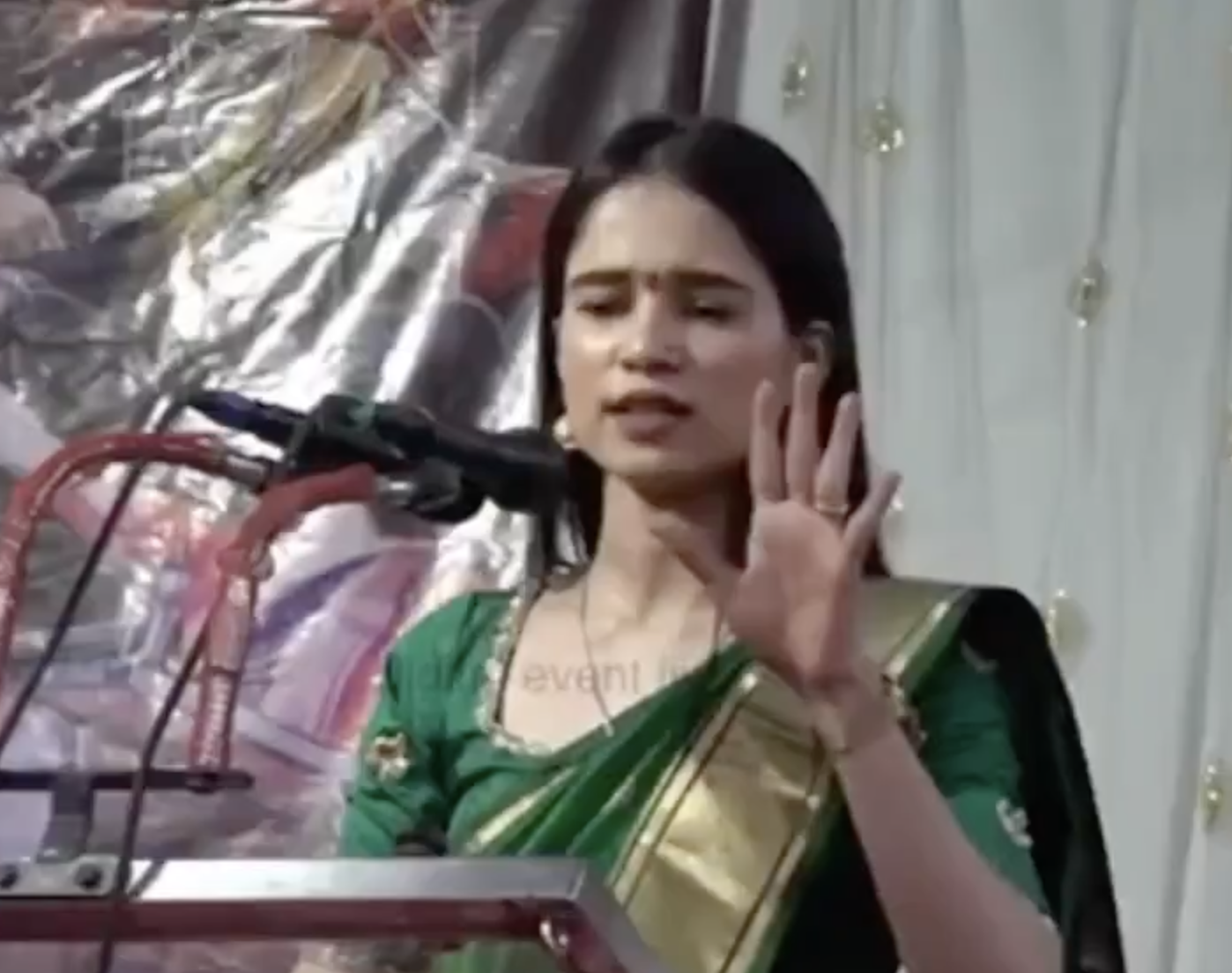 In Solapur, Sharadda Shinde Claims Muslim Institutions Teach ‘Love Jihad’