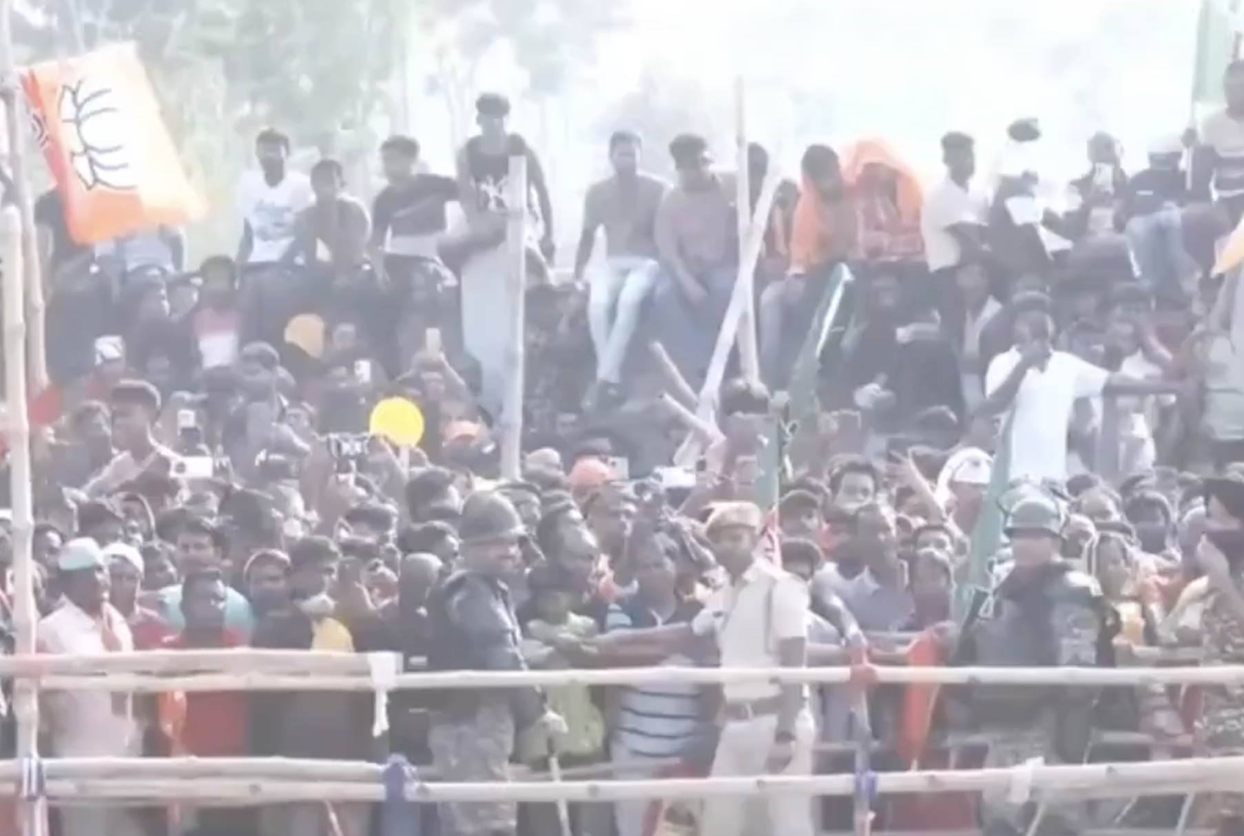In North 24 Parganas, Yogi Adityanath Calls for Ending Bangladeshi Infiltration
