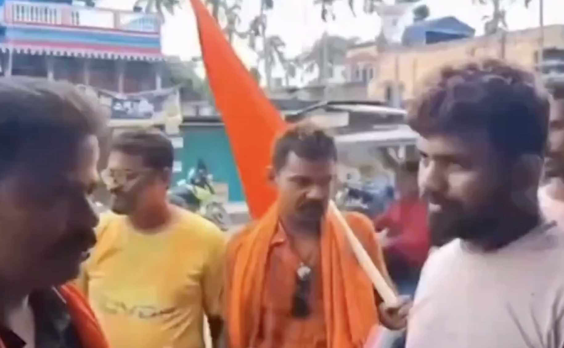 In Bangaon, Hindu Nationalists Pressure Muslim Vendor to Move Shop Near Temple
