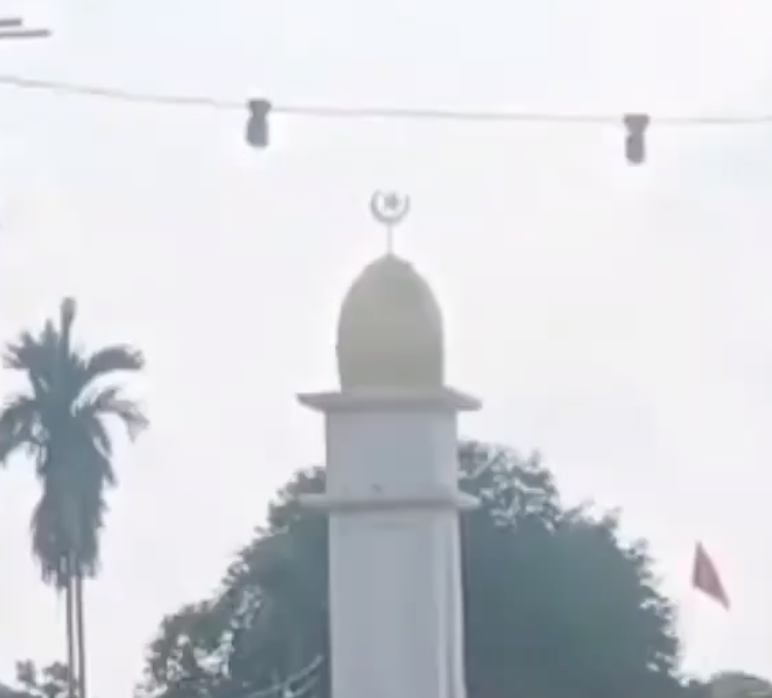 In Jalpaiguri, Hindu Nationalists Vandalise Mosque and Hoist Saffron Flag