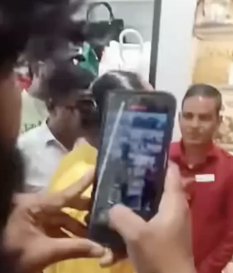 In Dehradun, Bajrang Dal Labels Muslim Employees as ‘Jihadis’ in Showroom Protest