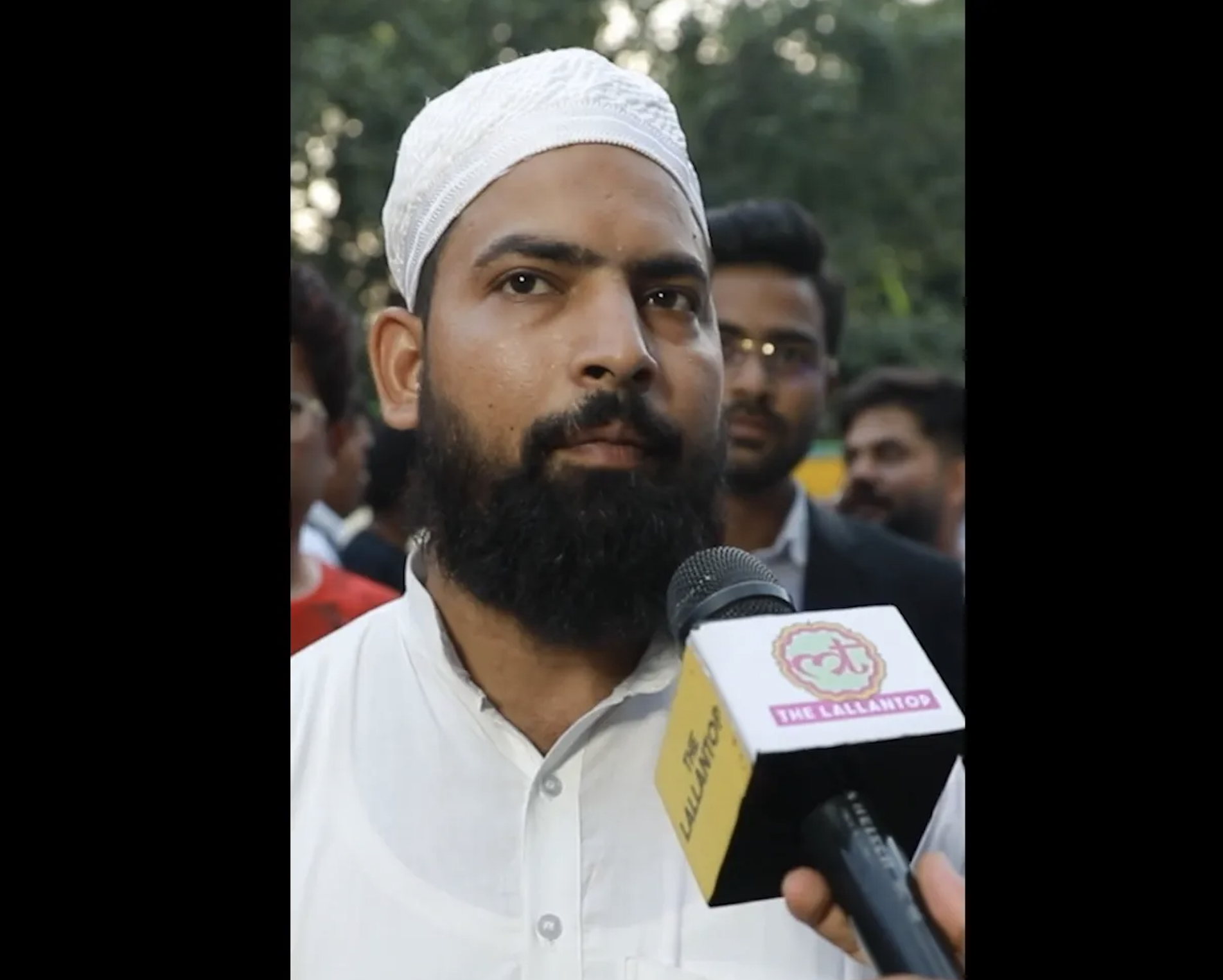 Muslim youth volunteering at Jantar Mantar says his family detained in UP; CJP condemns action (Maktoob Media)