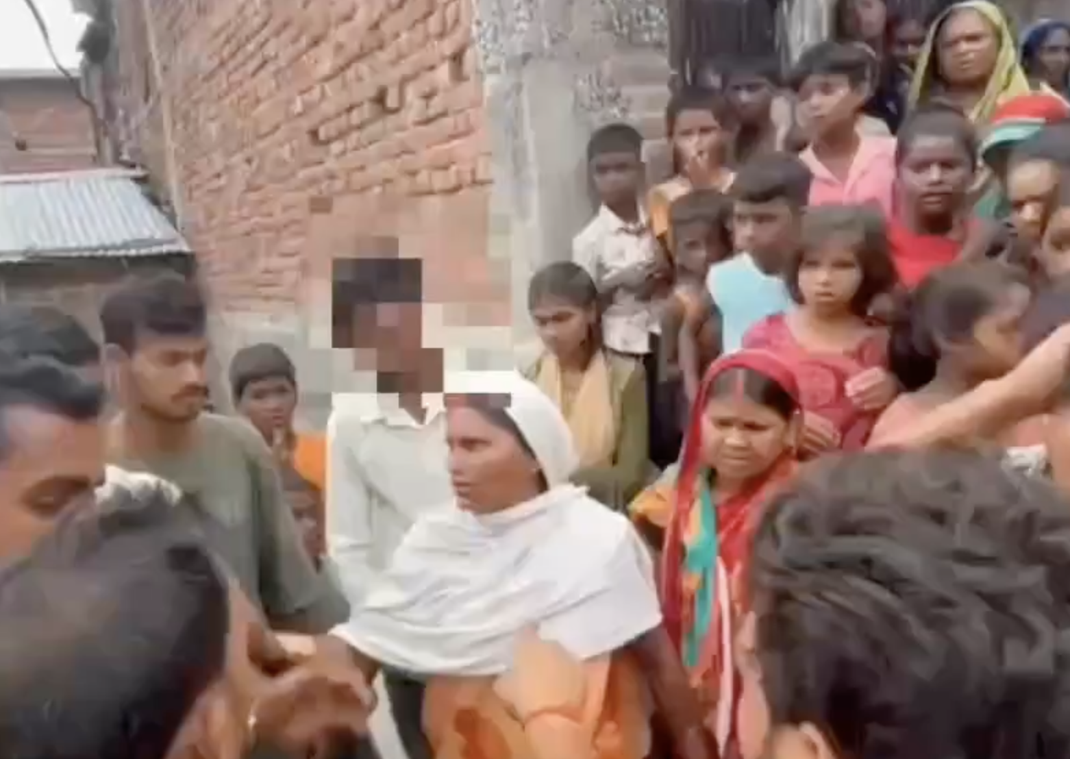 In Kushinagar, Hindu Groups Raid Christian Prayer Meeting and Assault Attendee