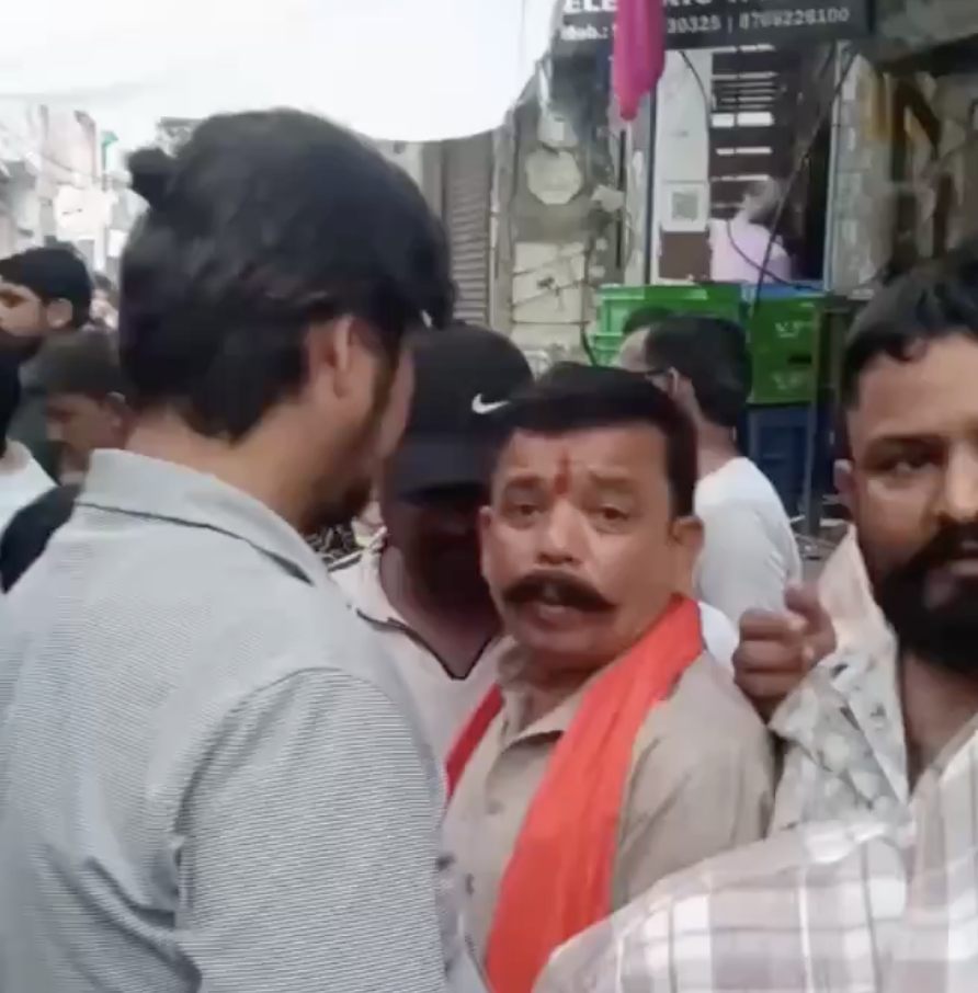 In Ghaziabad, Hindu Nationalist Supporter Calls for Muslim Boycott and Invokes Violence