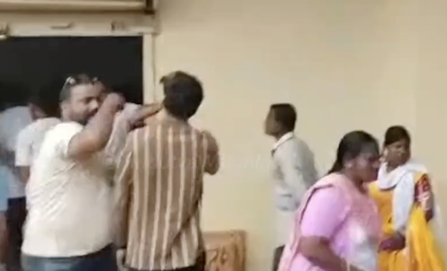 In Raniganj, VHP Members Raid Christian Prayer Meeting and Assault Attendees