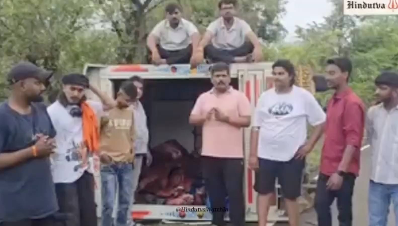In Thane, Cow Vigilantes Destroy Meat-Transport Vehicle With Bulldozer and Demand “Encounter”
