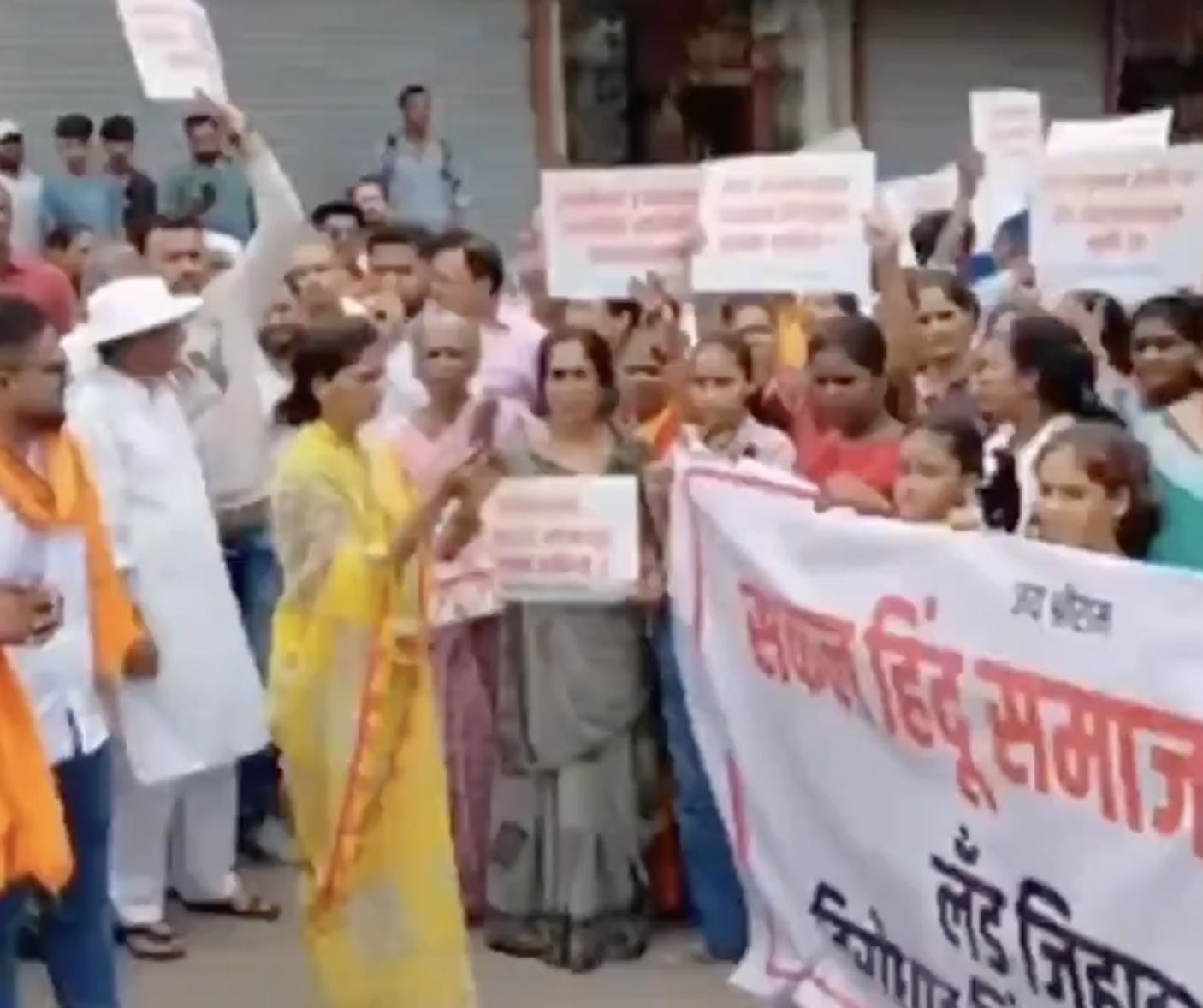 In Malegaon, Hindu Jan Akrosh Morcha Targets “Land Jihad” and Urdu Signboards