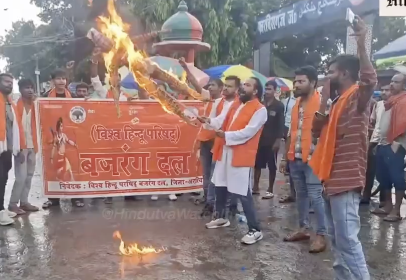 In Bihar, VHP-Bajrang Dal Protesters Call Aamir Khan a “Jihadi” and Demand He Leave India