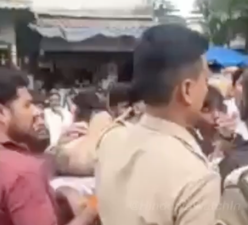 In Thane, Hindu Nationalists Clash With Police Over Christian Prayer Meeting